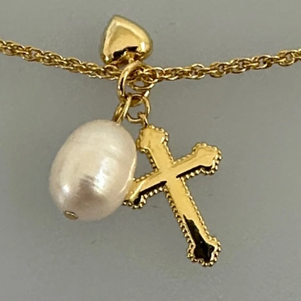 Gold-Tone real  Pearl and Cross Charm Necklace for Women